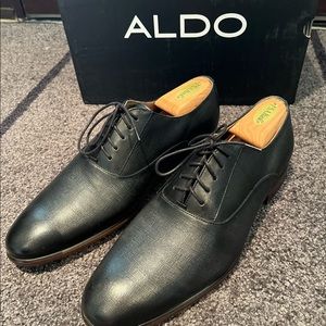 Black Leather Oxford - Aldo